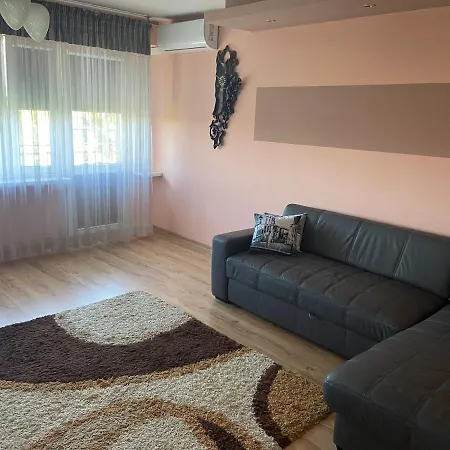 Apartment Mieszkanko Na Traugutta